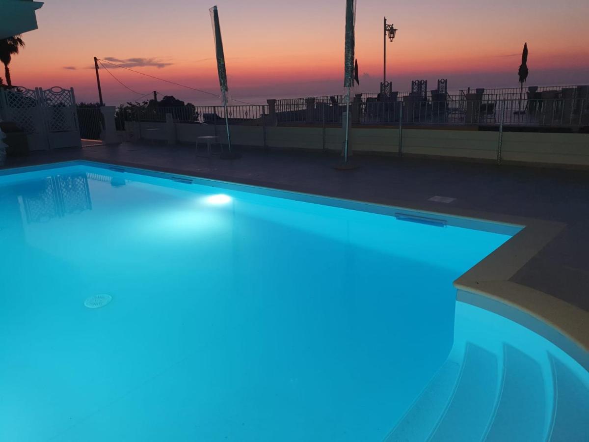 Appartamenti Borgo Panoramico N 9 Tropea Dış mekan fotoğraf